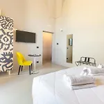 Palazzo Vergine Bed & Breakfast 3*