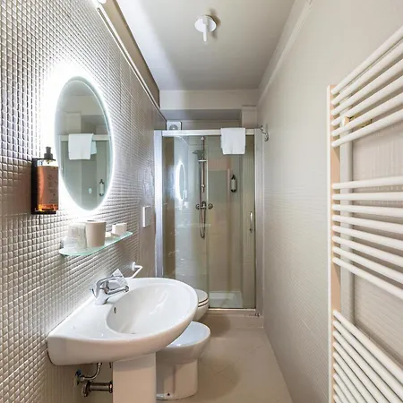 Palazzo Vergine 3*