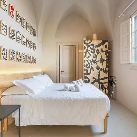 Palazzo Vergine 3*